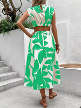 Load image into Gallery viewer, Cutout Printed Sleeveless Dress
