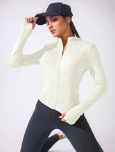 Load image into Gallery viewer, 2024 New Yoga Coat Short Sports Jacket WOMEN&#39;S Fitness Clothes
