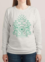 Load image into Gallery viewer, UFO WATCHERS WOMEN PRINTED SWEAT SHIRT
